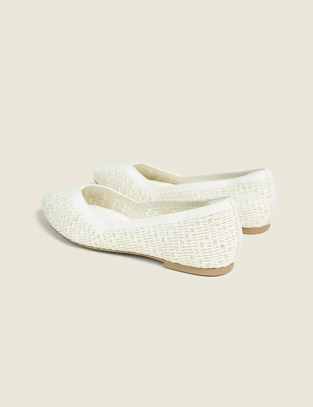 Stretch Knit Pointed Toe Ballet Flat