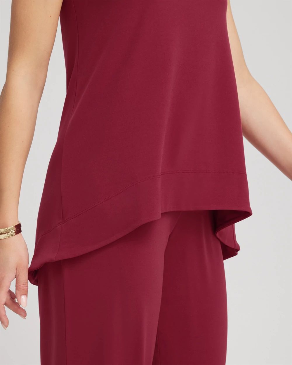 TravelersTM Knit High-Low Hem Top