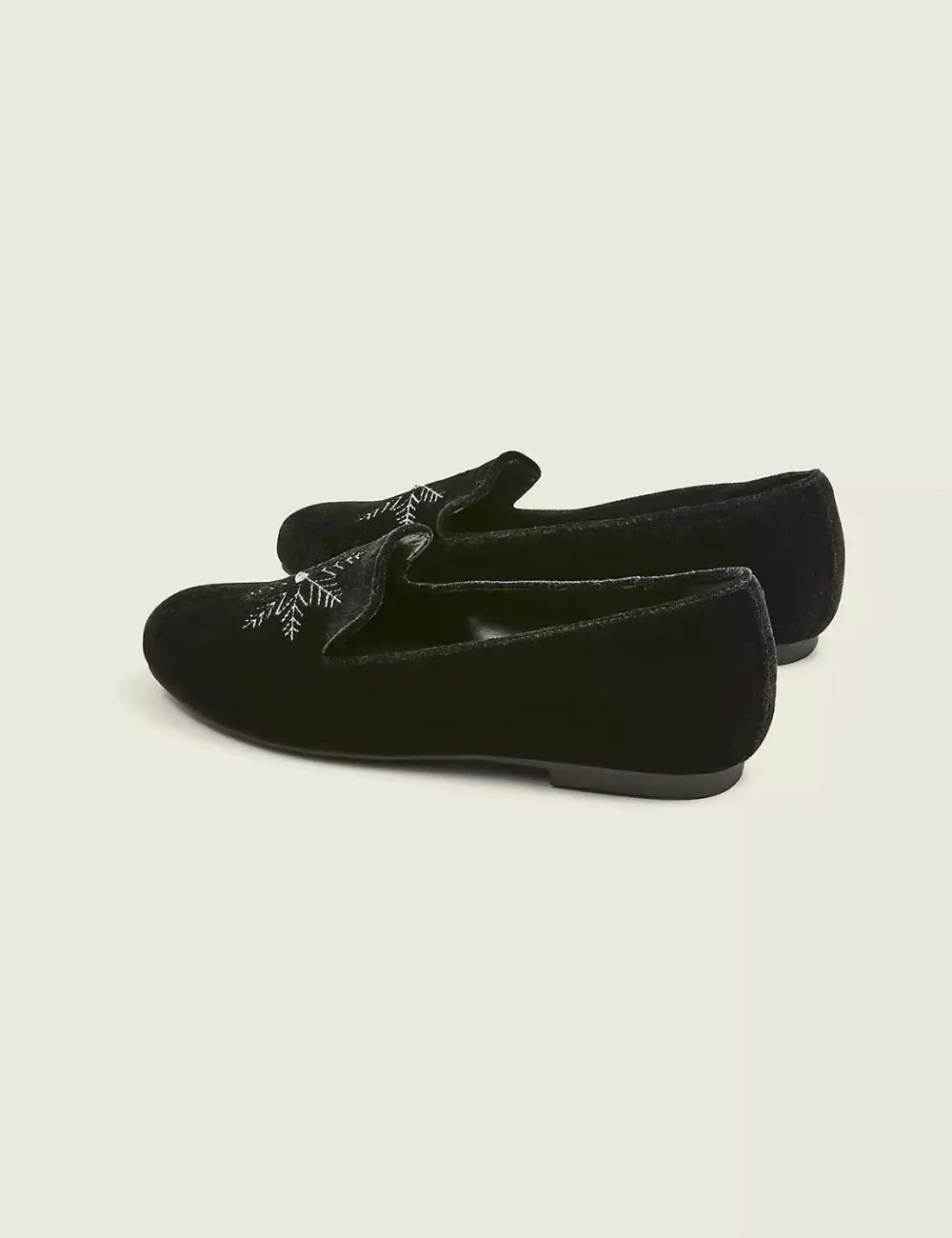 Dream Cloud Snowflake Embellished Velvet Loafer