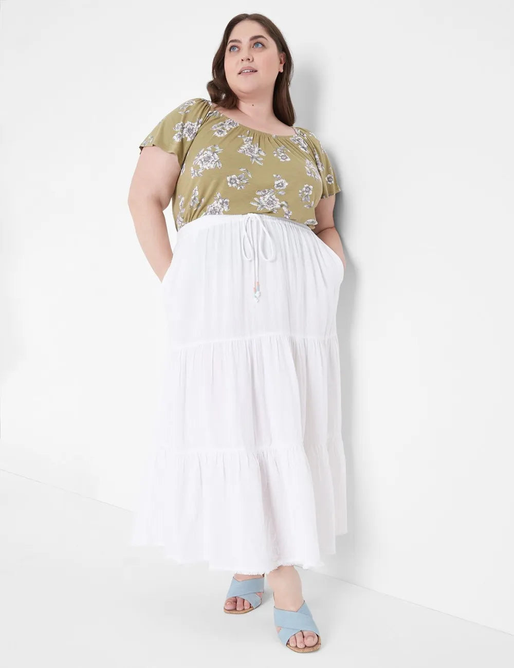 Flutter-Sleeve Square-Neck Knit Top
