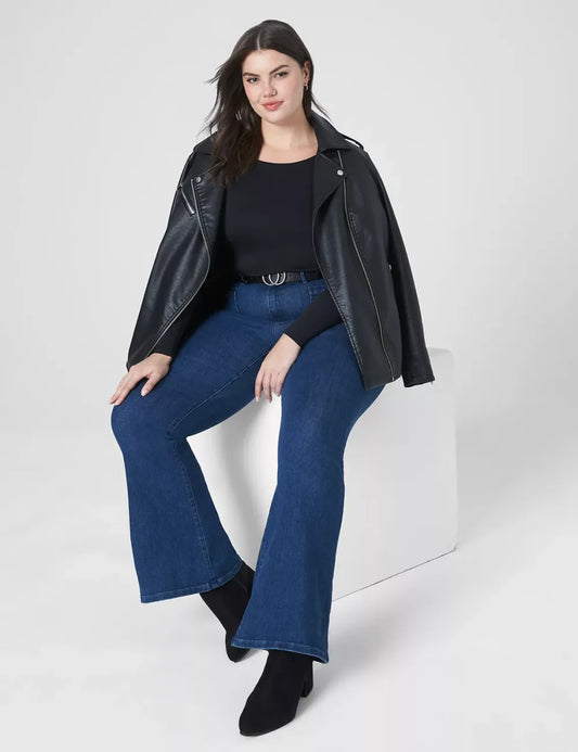 Fitted Long-Sleeve Crop Tee