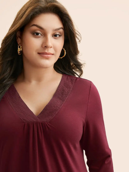 V Neck Embroidered Patchwork Gathered T-Shirt