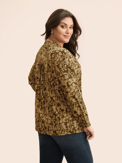 Silhouette Floral Print Notched Frill Trim Blouse