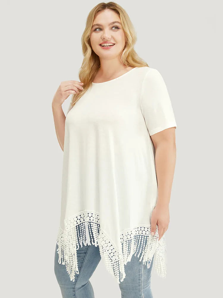 Solid Round Neck Lace Fringe Hem T-shirt