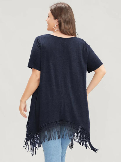 Solid Round Neck Lace Fringe Hem T-shirt