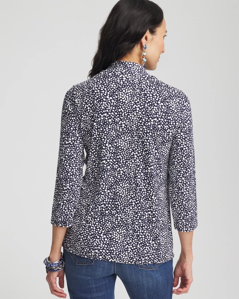 Touch of CoolTM Solid V-Neck Top