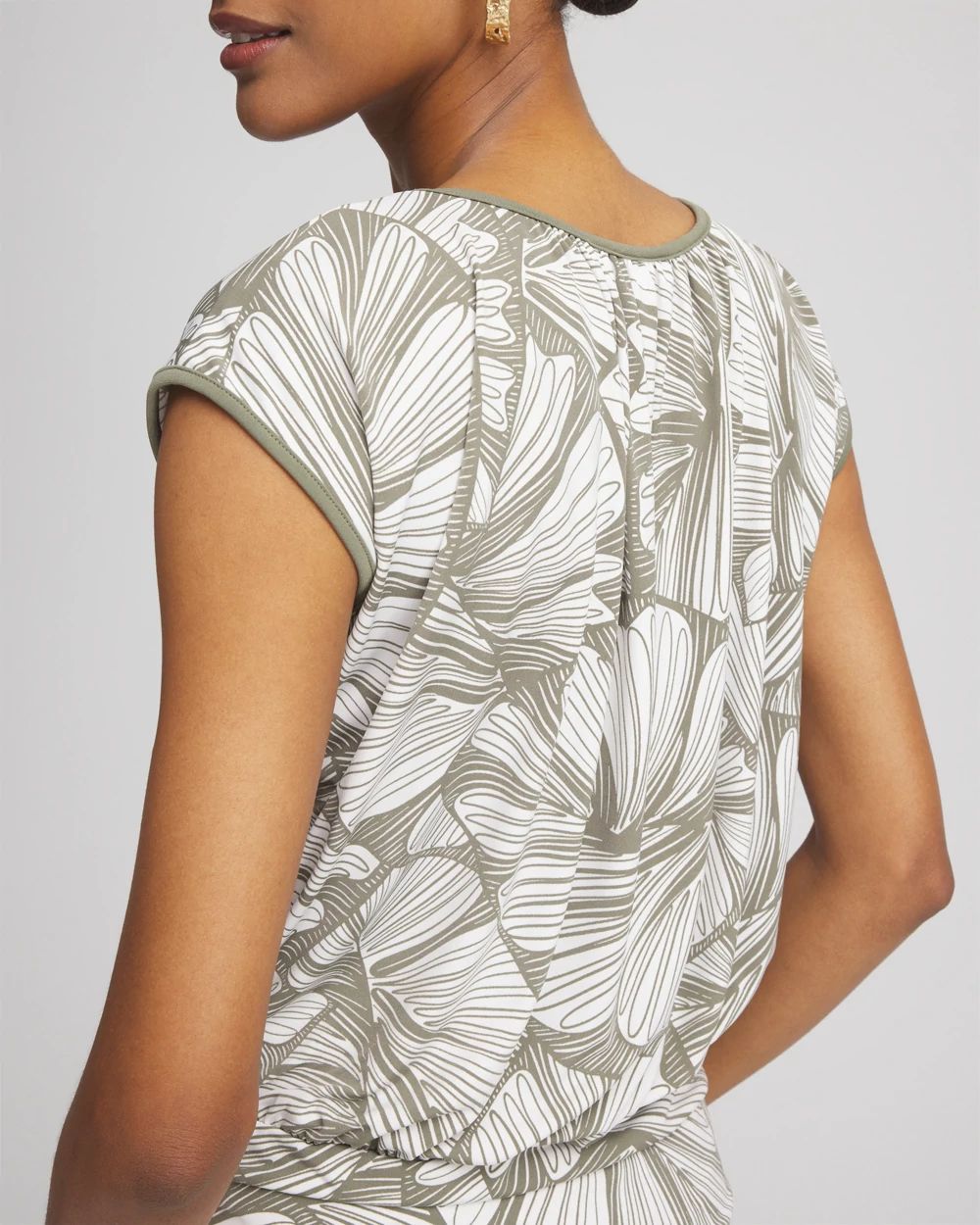 TravelersTM Abstract Leaf Print Knit Top