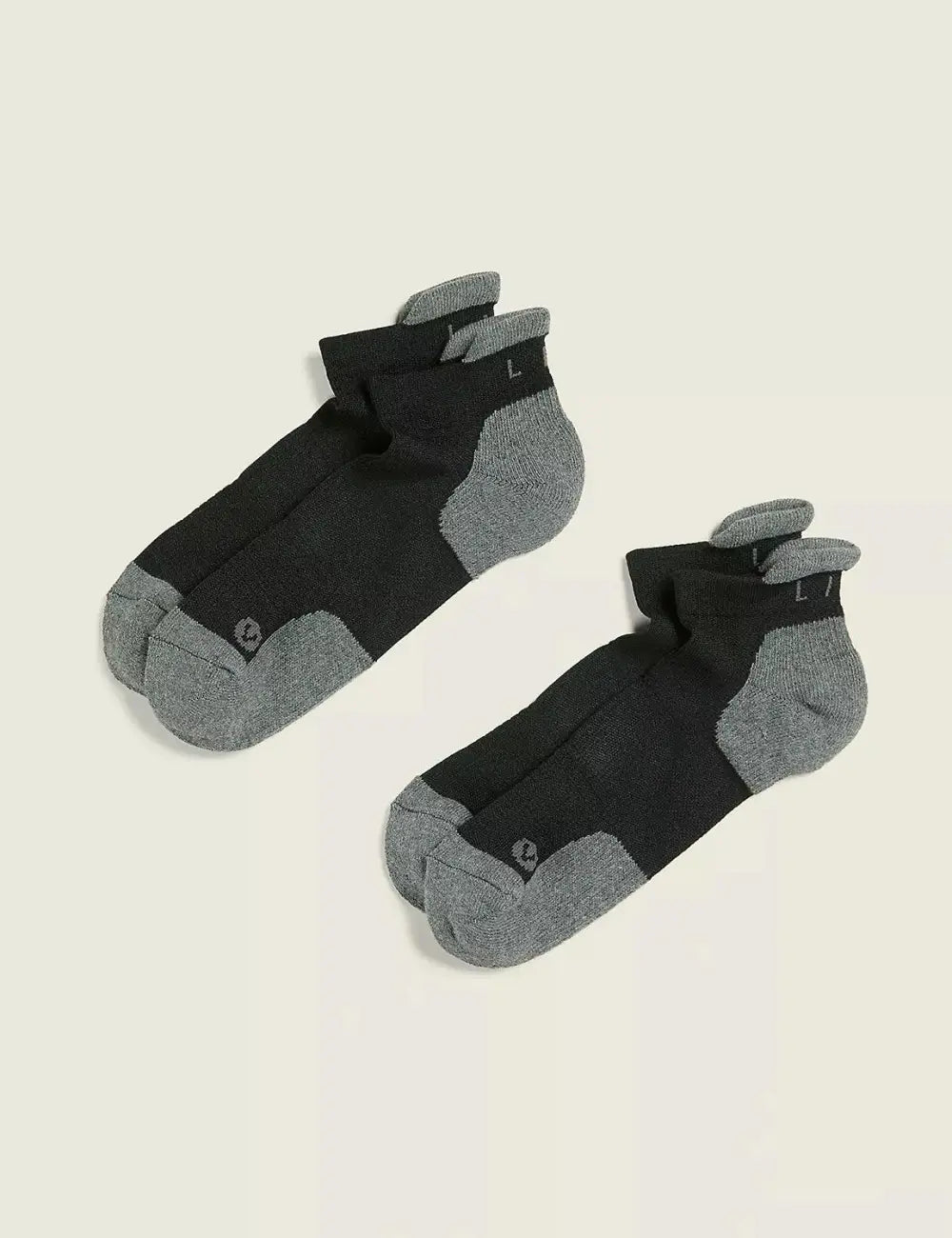 LIVI Wicking Ankle Socks 2-Pack