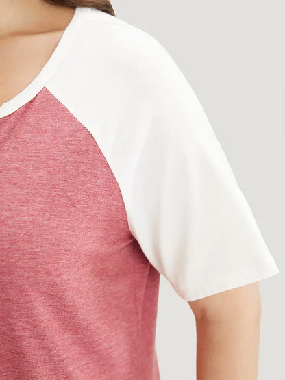 Colorblock Contrast Notched Raglan Sleeve T-shirt