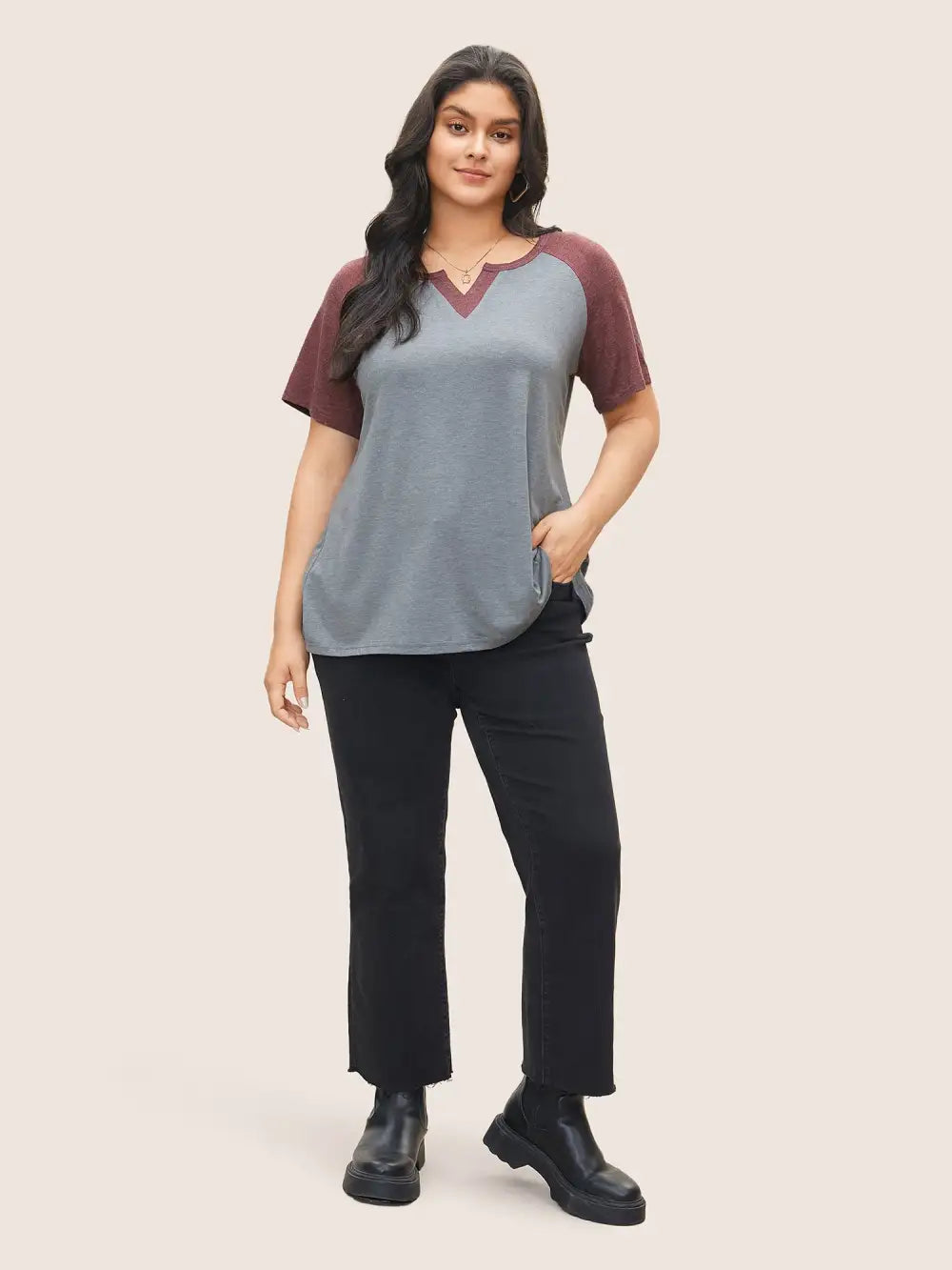 Colorblock Contrast Notched Raglan Sleeve T-Shirt
