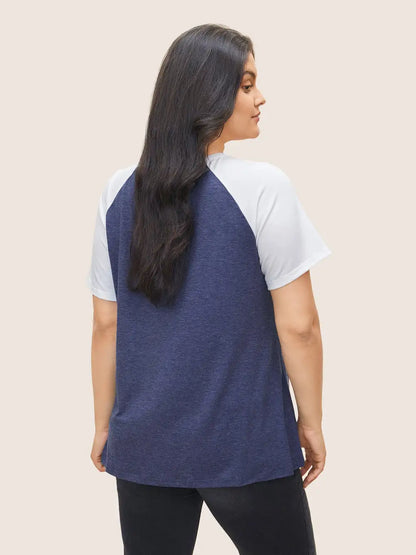 Colorblock Contrast Notched Raglan Sleeve T-Shirt