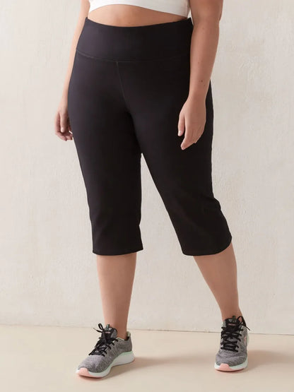 Basic Black Yoga Capri Legging - Active Zone