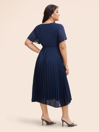 Solid Chiffon Pleated Ruffle Sleeve Dress