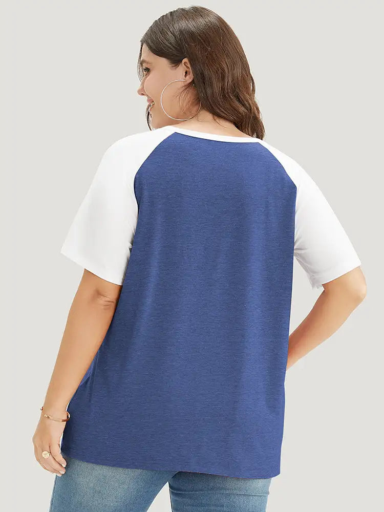Colorblock Contrast Notched Raglan Sleeve T-shirt