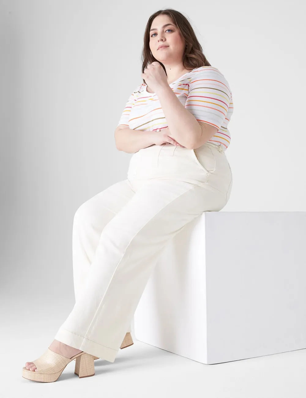 Modern Perfect Sleeve V-Neck Tee
