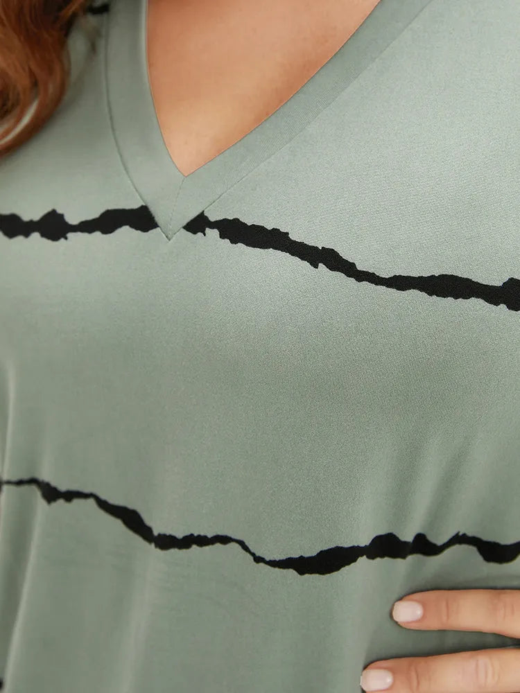 Striped Contrast Petal Sleeve T-shirt