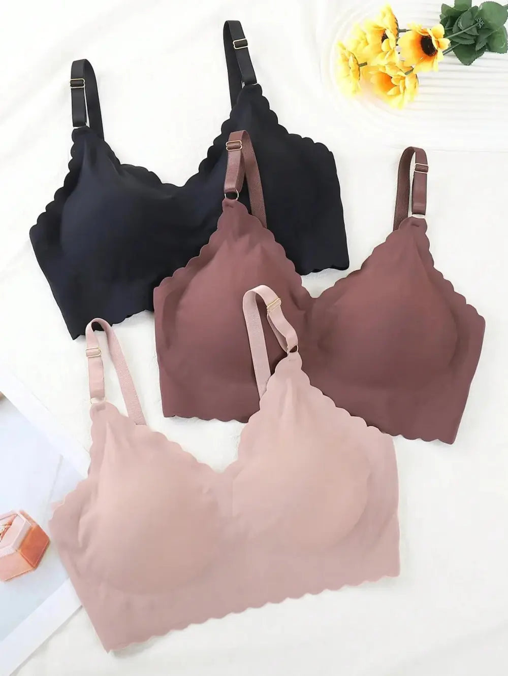 Basics 3pcs Seamless Wave Edge Adhesive Bra Set With Removable Cups