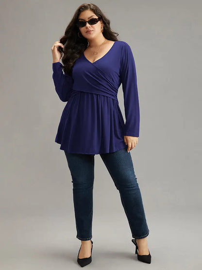 Solid Crossover V Neck Ruffle Hem T-Shirt
