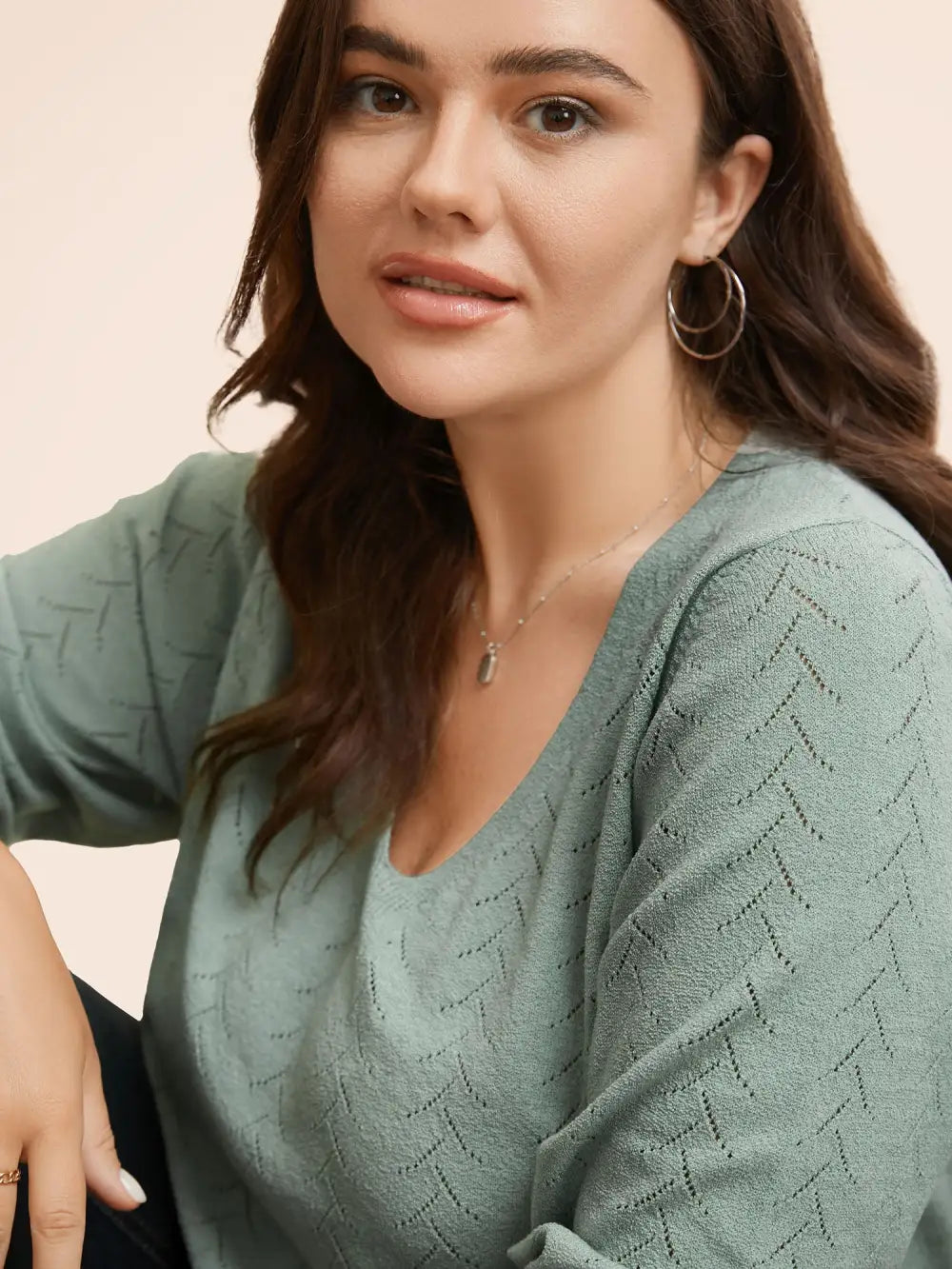 Texture V Neck Lightweight Pullover