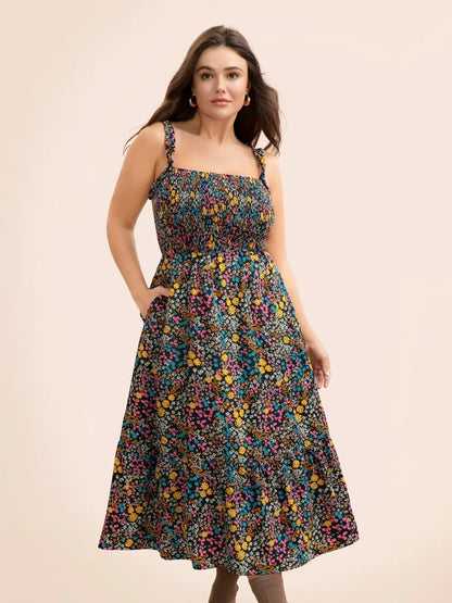 Ditsy Floral Shirred Ruffles Midi Dress
