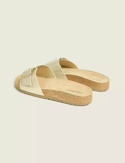 Dream Cloud Buckle-Detail Slip-On Sandal