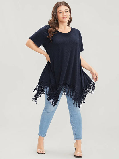 Solid Round Neck Lace Fringe Hem T-shirt