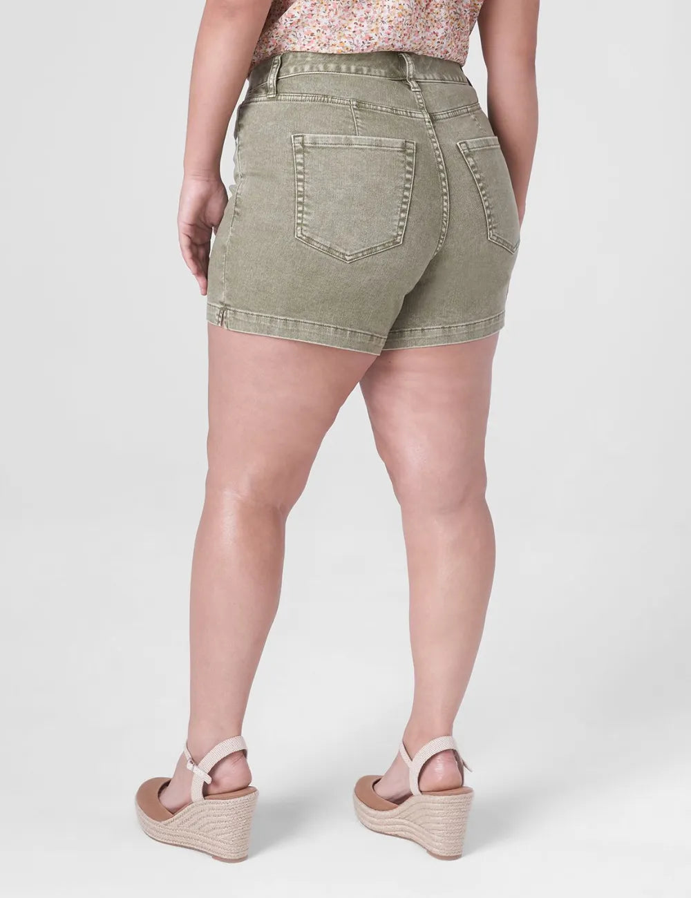 Signature Fit Jean Short