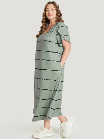 Striped Print Petal Sleeve Pocket Split Hem Dress