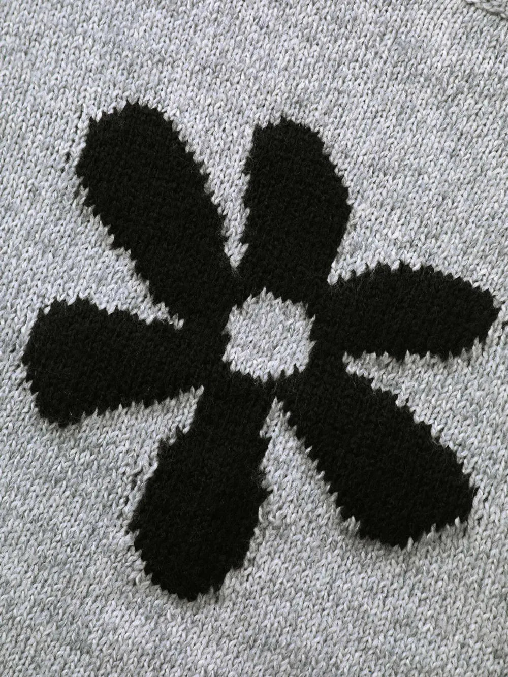 Round Neck Floral Jacquard Pullover