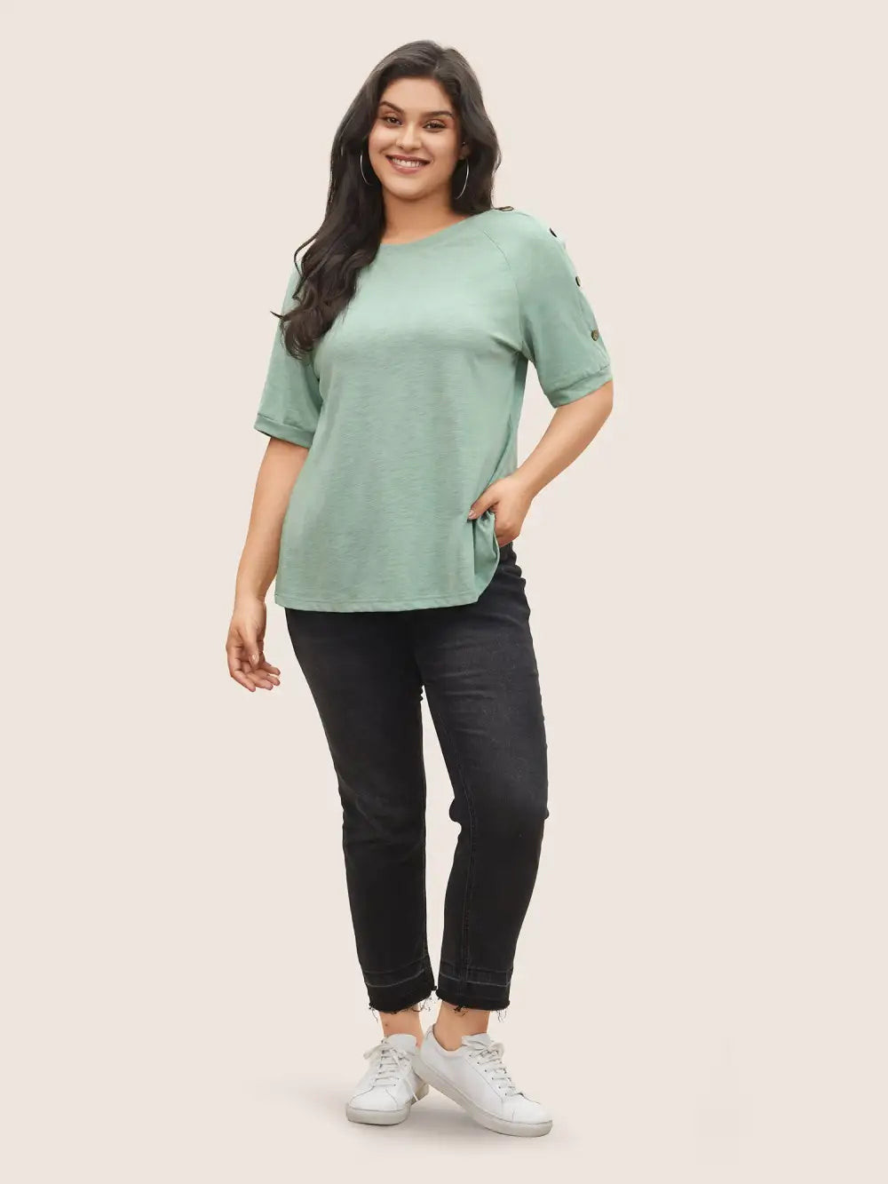 Plain Button Detail Raglan Sleeve T-Shirt