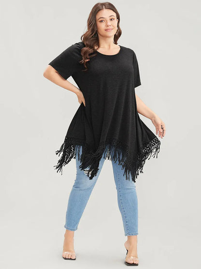 Solid Round Neck Lace Fringe Hem T-shirt