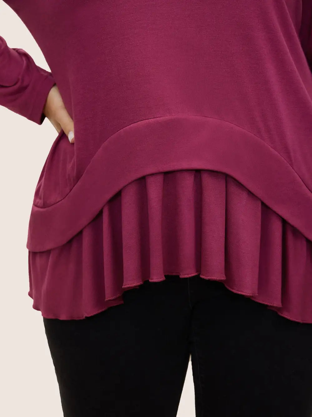 Plain Pleated V Neck Arc Hem T-Shirt