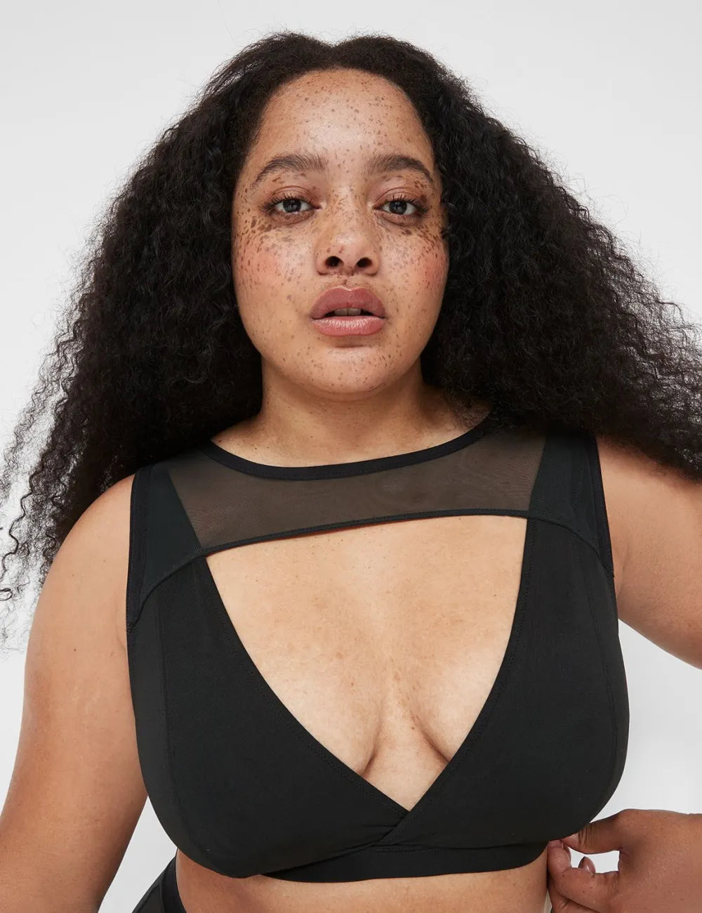 High Apex Bralette With Mesh Overlay