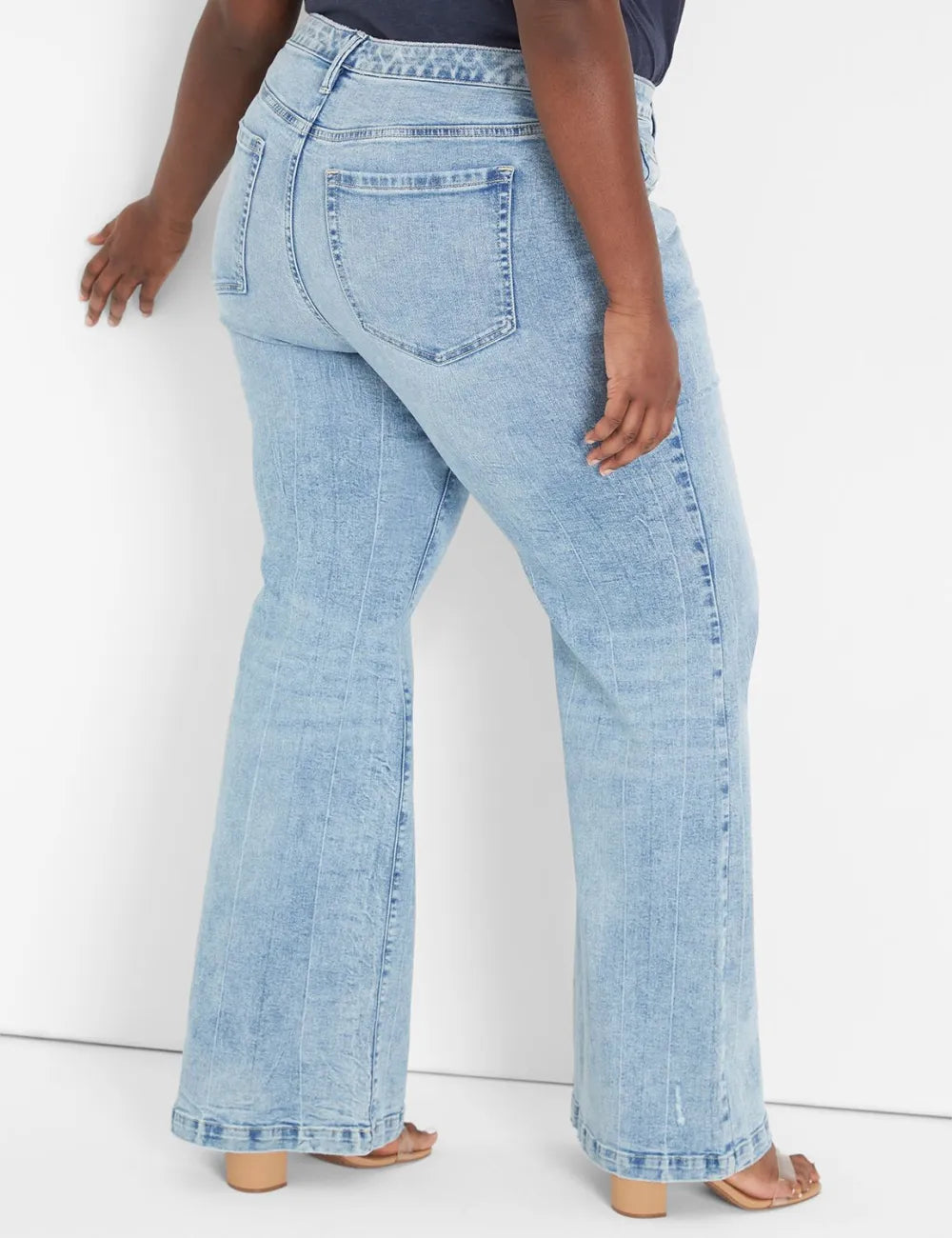 Signature Fit Boot Jean