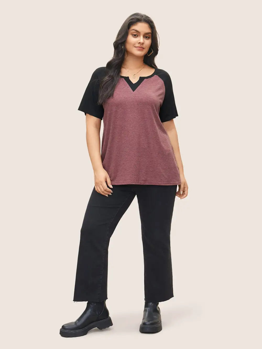 Colorblock Contrast Notched Raglan Sleeve T-Shirt