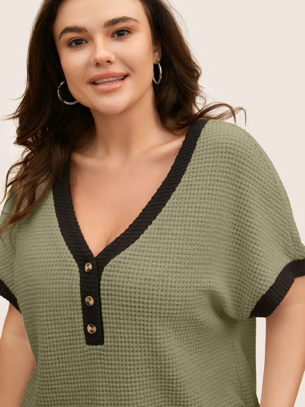 V Neck Contrast Button Detail Knit T-Shirt
