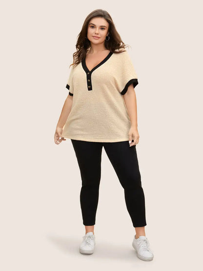 V Neck Contrast Button Detail Knit T-Shirt