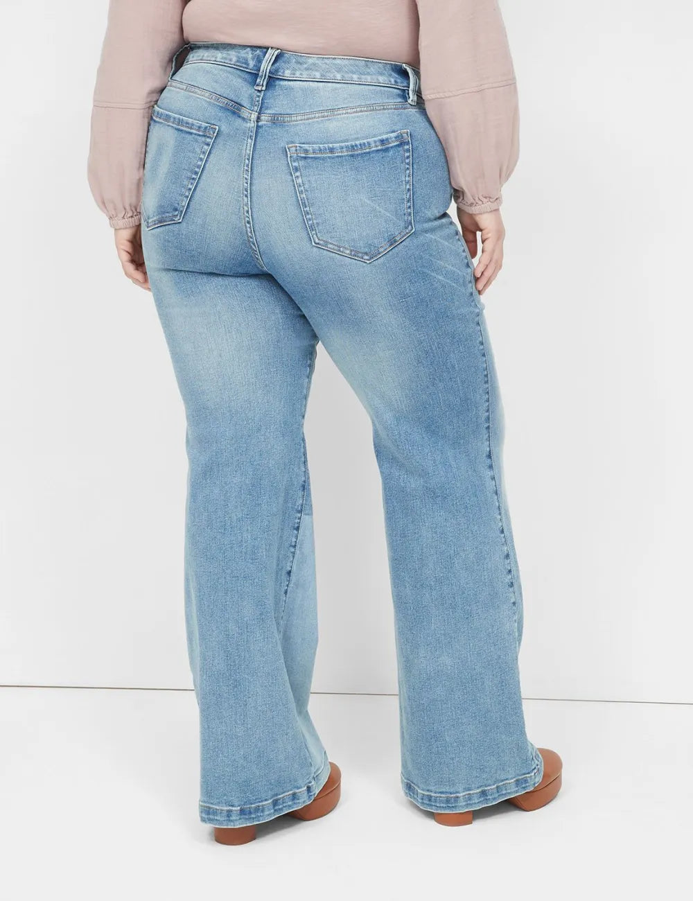 Signature Fit Flare Two-Tone Jean
