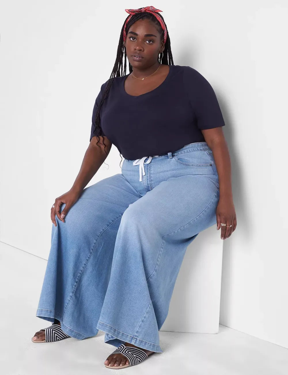 Modern Perfect Sleeve V-Neck Tee