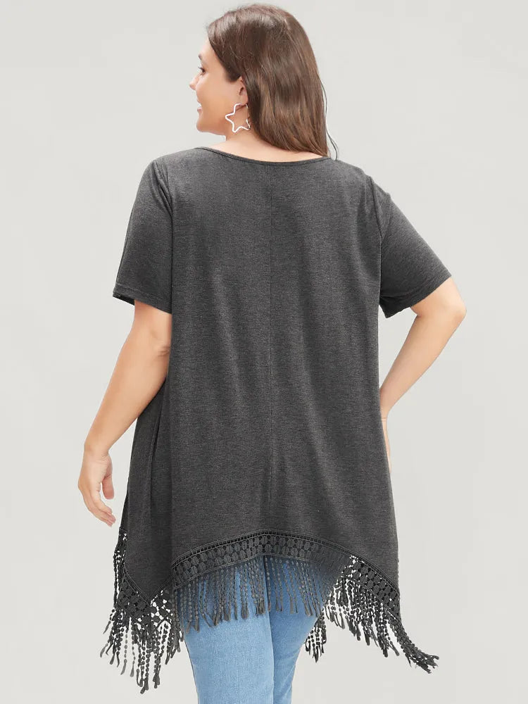 Solid Round Neck Lace Fringe Hem T-shirt