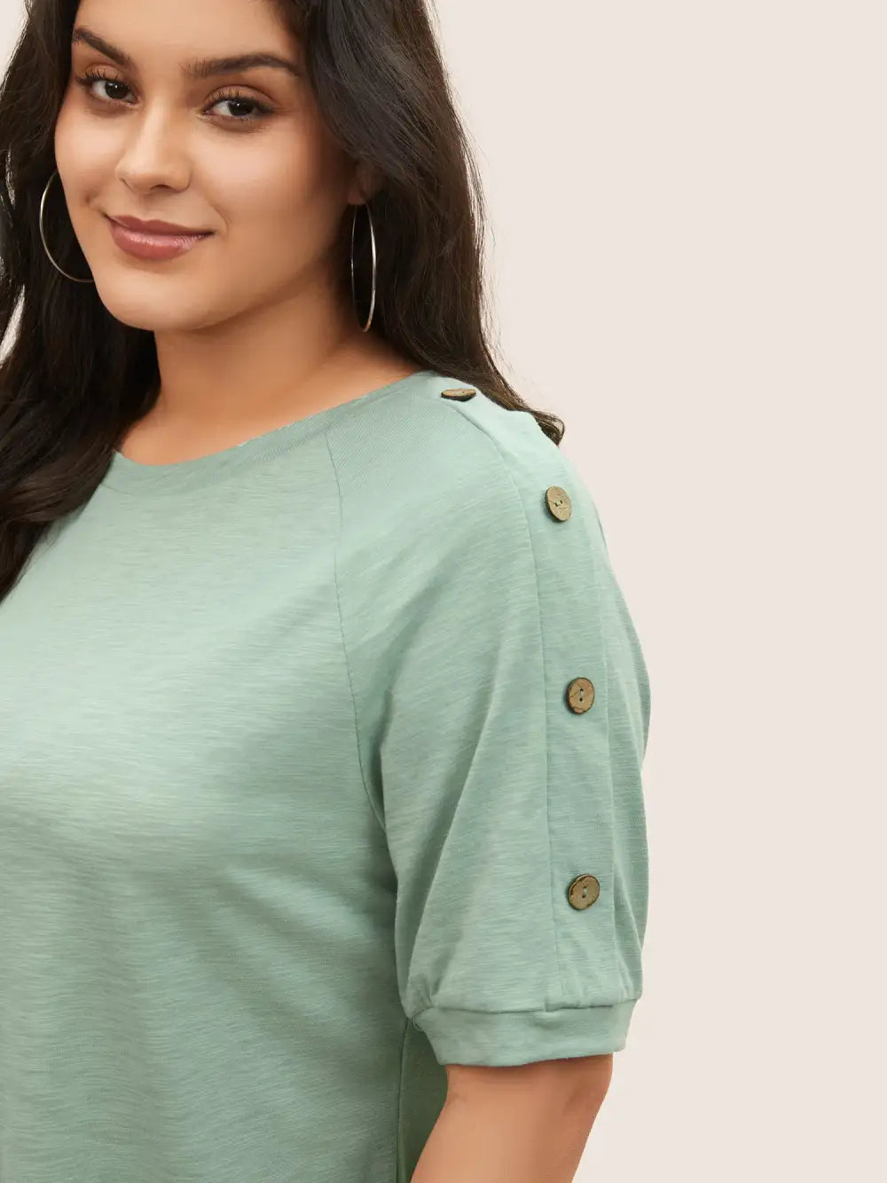 Plain Button Detail Raglan Sleeve T-Shirt