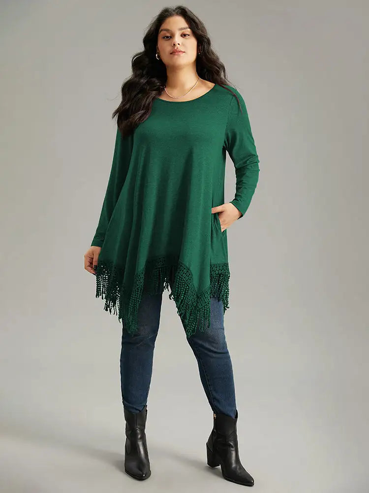 Solid Tassels Trim Pocket Asymmetrical Hem T-Shirt