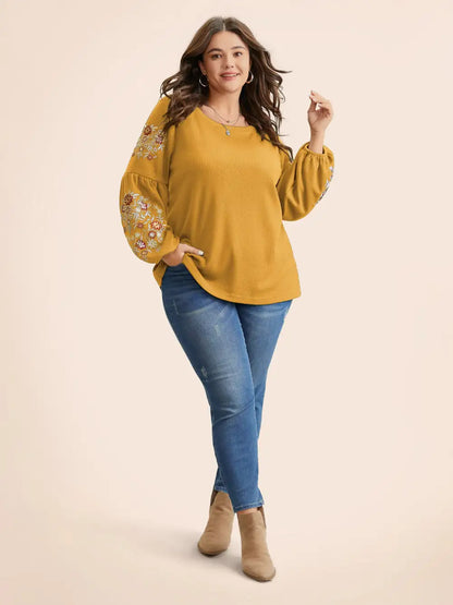 Waffle Knit Floral Embroidered Lantern Sleeve T-Shirt