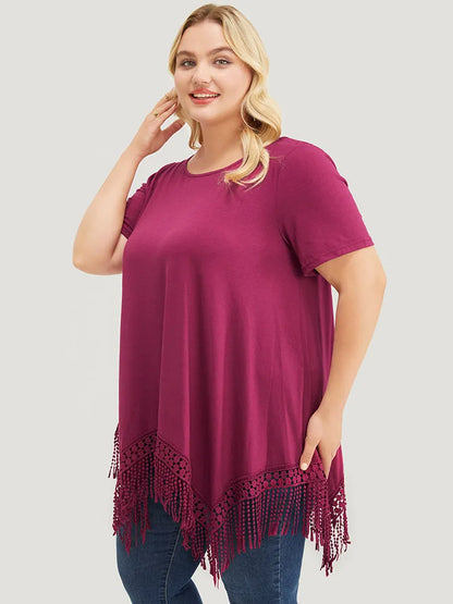 Solid Round Neck Lace Fringe Hem T-shirt