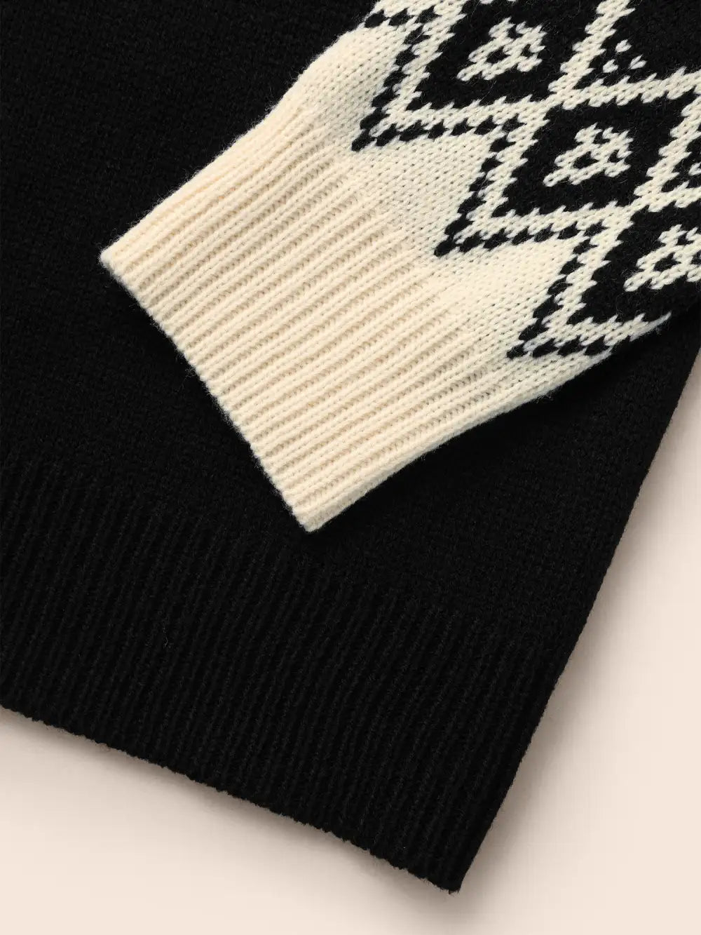 Bandana Geometric Raglan Sleeve Pullover