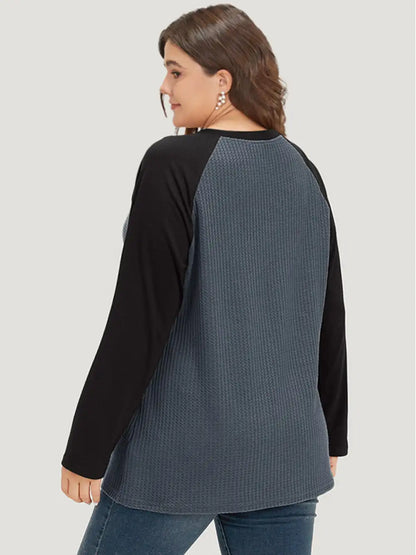 Waffle Knit Raglan Sleeve Metal Buckle Detail T-Shirt
