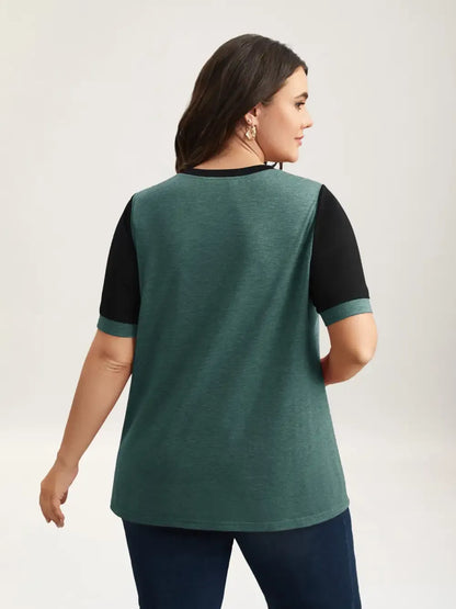 Stretchy Scalloped Lace Color Contrast T-Shirt