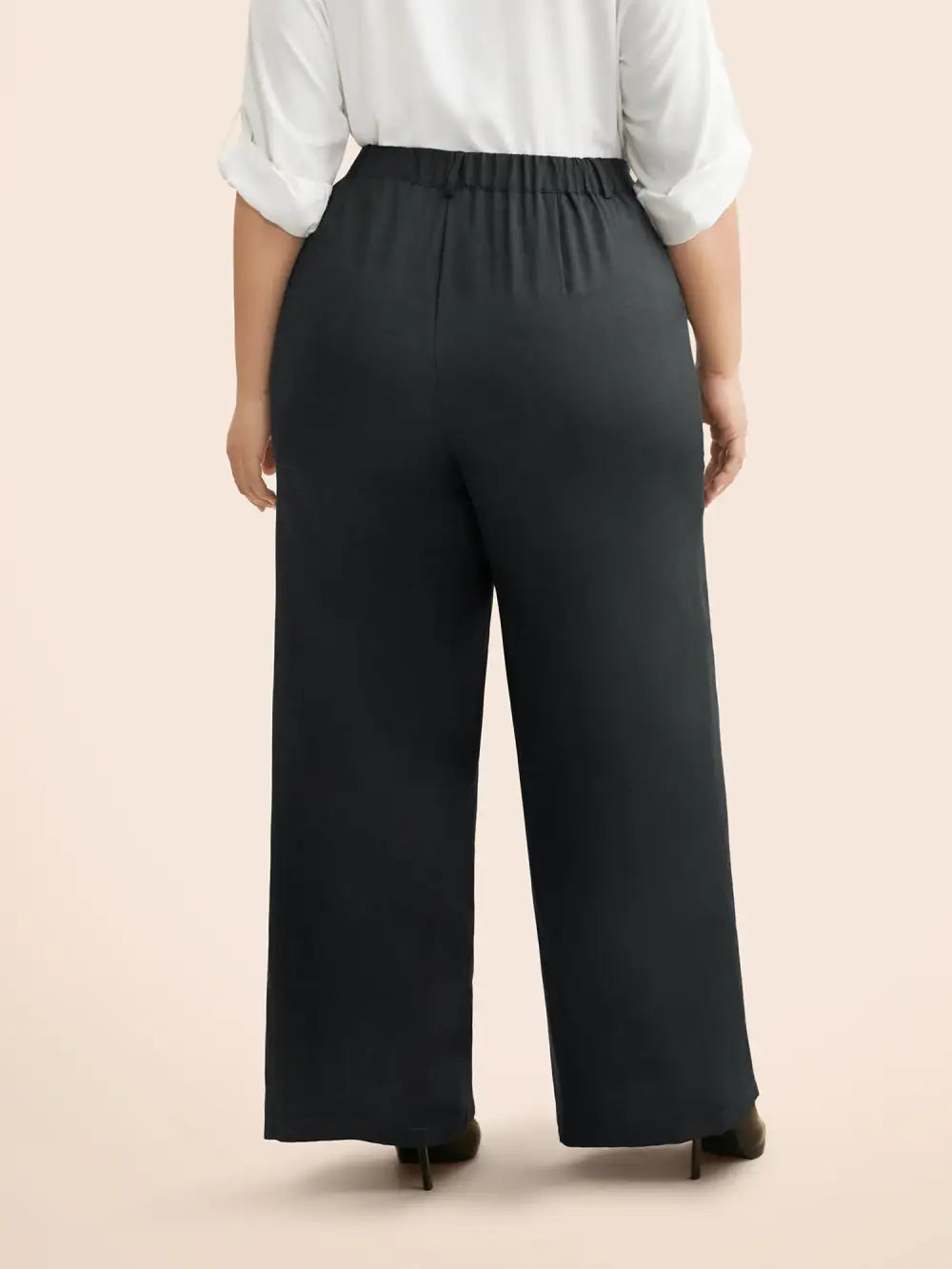Mid Rise Textured Wide Leg Pants