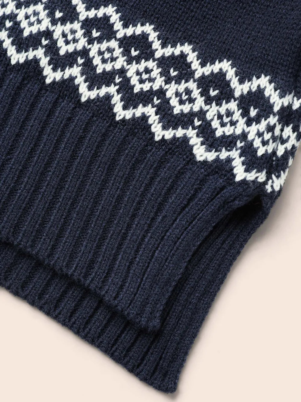 Snowflakes Pattern Contrast Round Neck Pullover