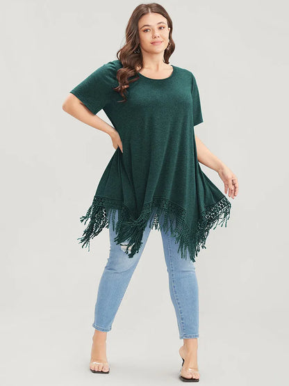 Solid Round Neck Lace Fringe Hem T-shirt